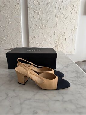 CHANEL Beige and Black Slingback Pumps